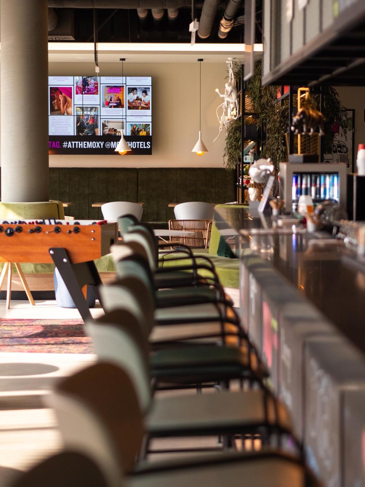 Moxy Vienna City East Екстериор снимка
